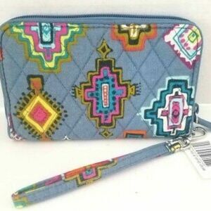VERA BRADLEY GRAB N GO WRISTLET PAINTED MEDALLION